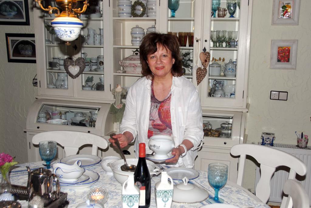 Romantikzimmer Im Antiquariat Sonnschied Quarto foto