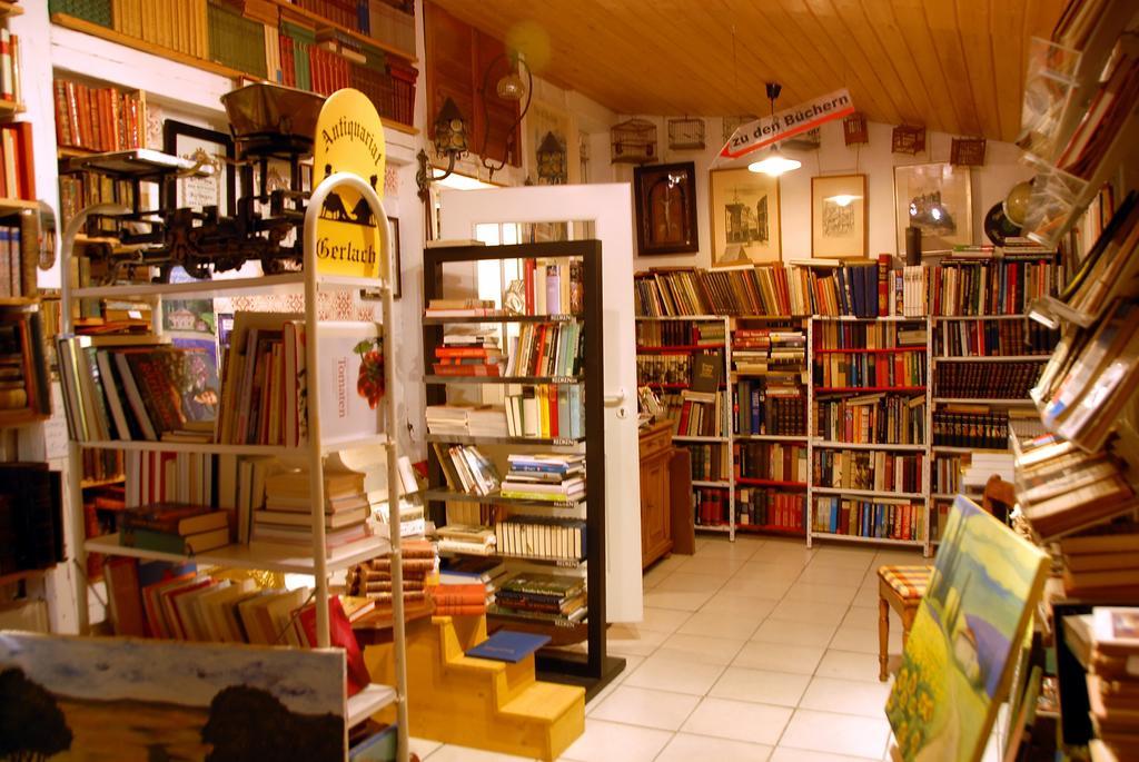 Romantikzimmer Im Antiquariat Sonnschied Quarto foto