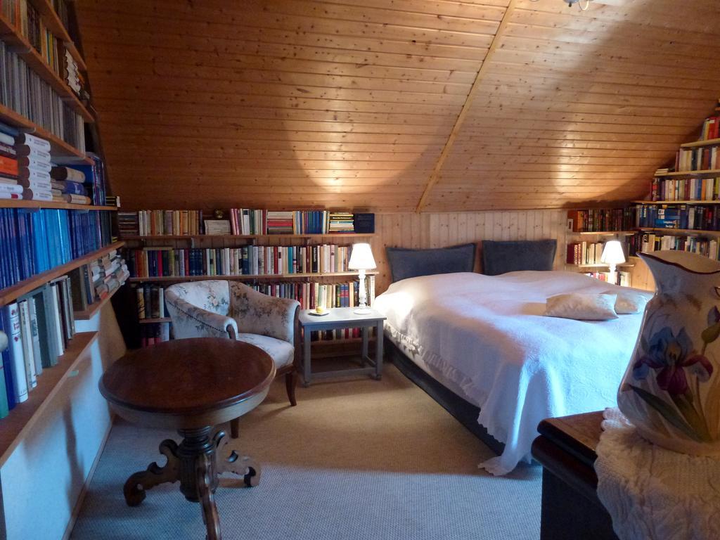 Romantikzimmer Im Antiquariat Sonnschied Quarto foto